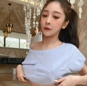 甜美校花谢侑芯成为国际抖音模特，展现诱人日常，加入OnlyFans平台